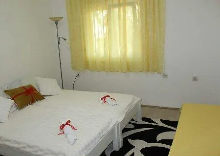 Apartment Rim *