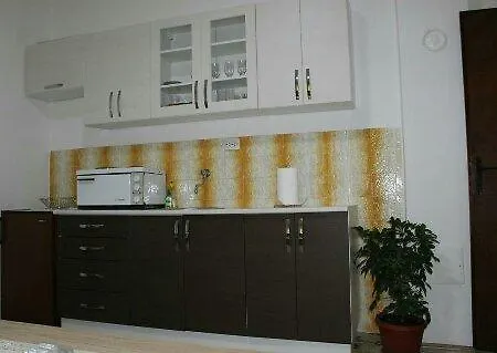 Apartment Rim *